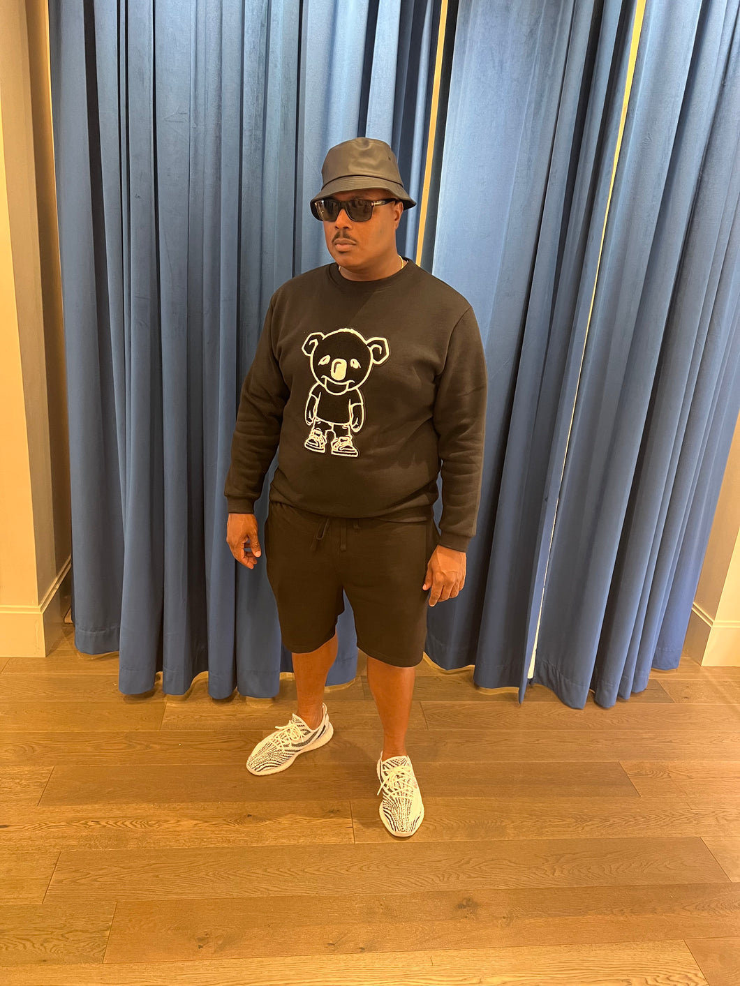 Sleepy Bear crew neck noir